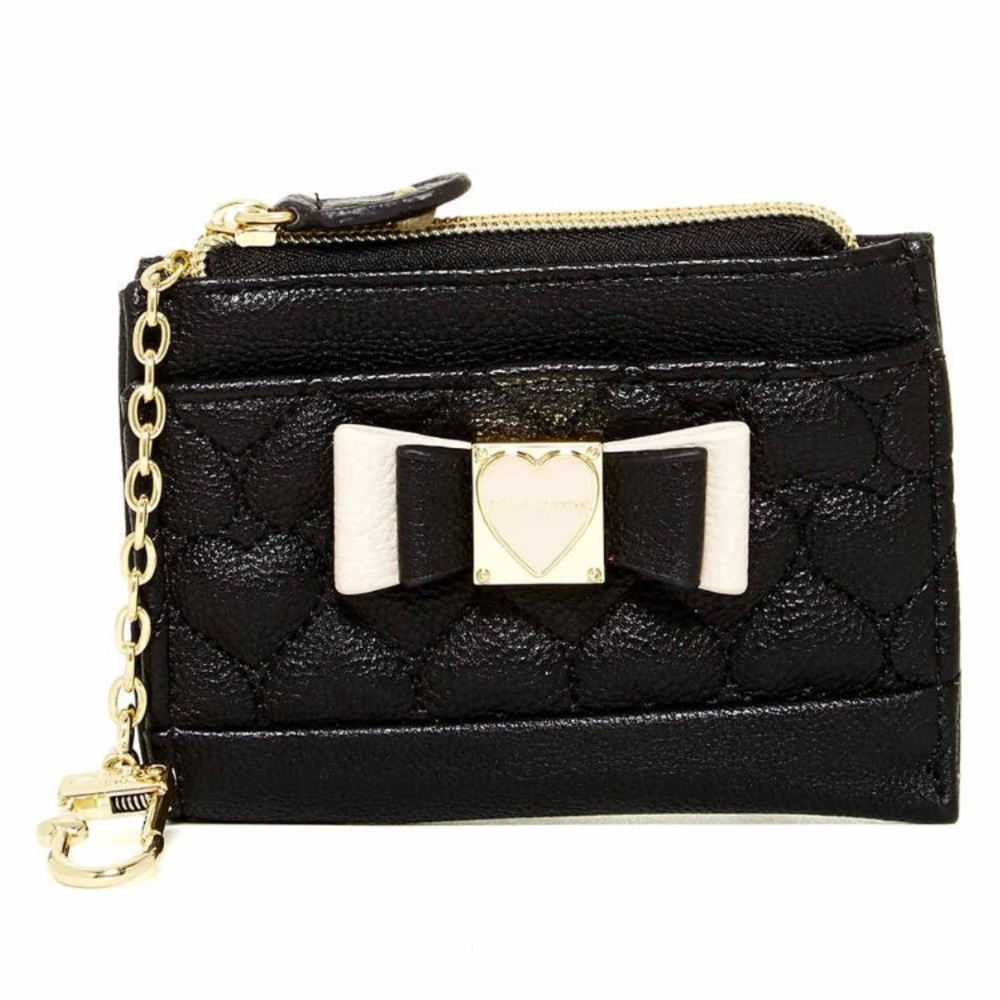 Betty Johnson ✨Quilted Coin Pouch ✨ 👛